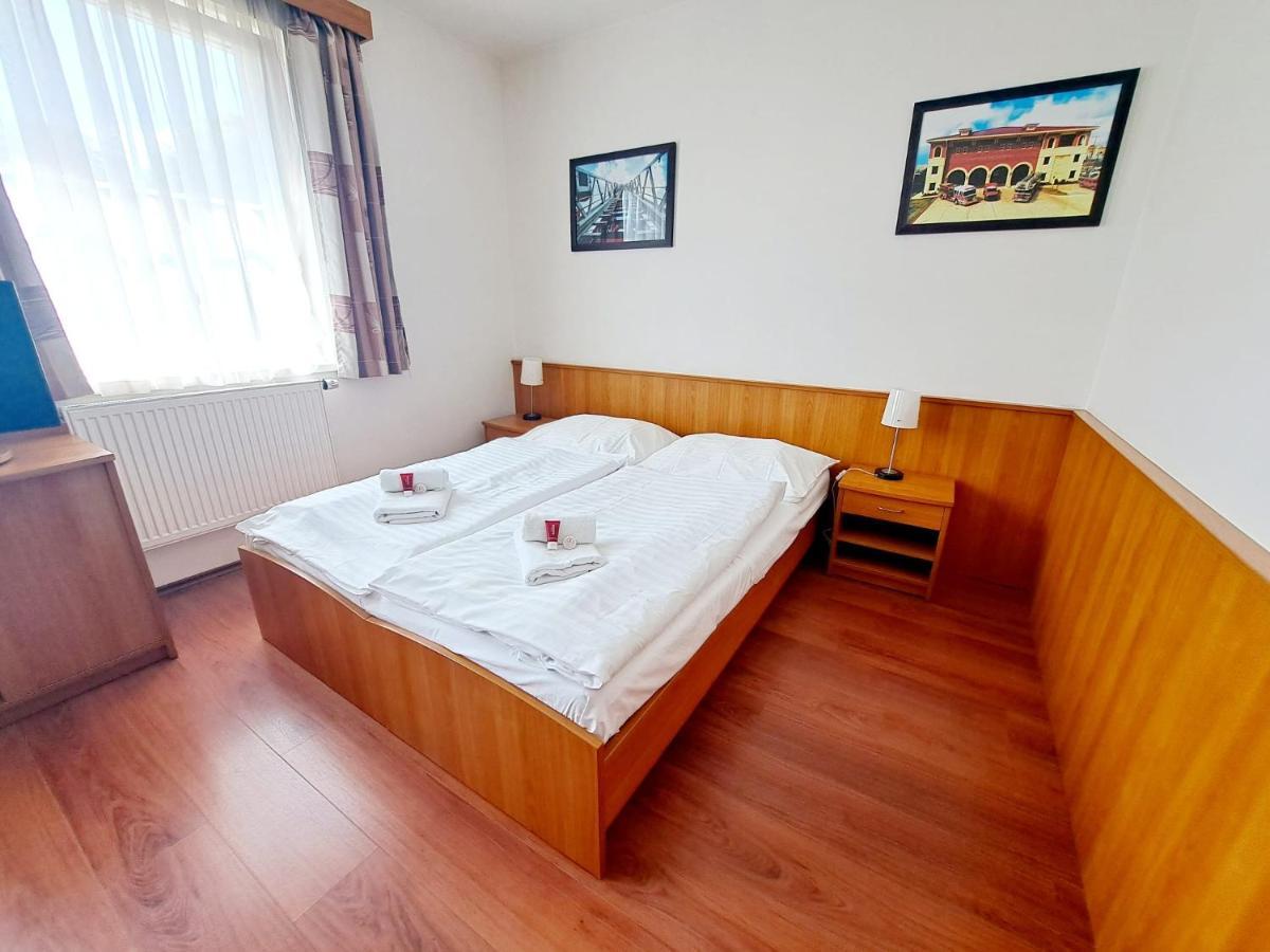 Hasicsky Hotel Pribyslav Exterior photo